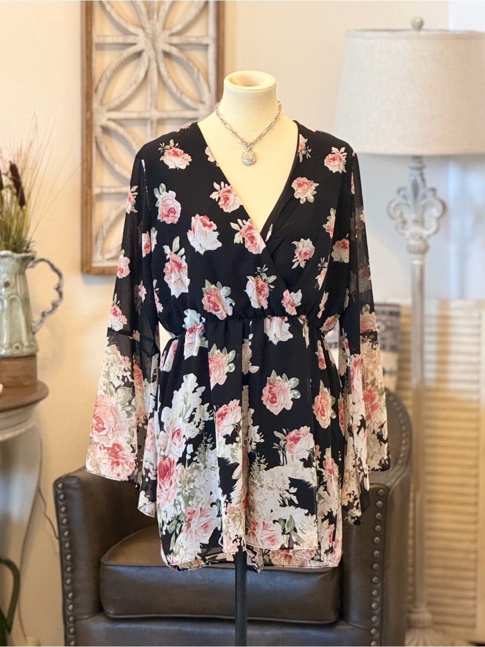 Persun Floral V-Neck bell sleeved romper Black with Pink Roses